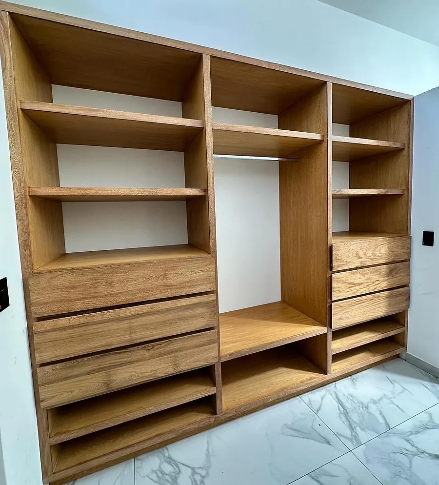 Trabajo de carpintería a medida de MEGA Woodwork